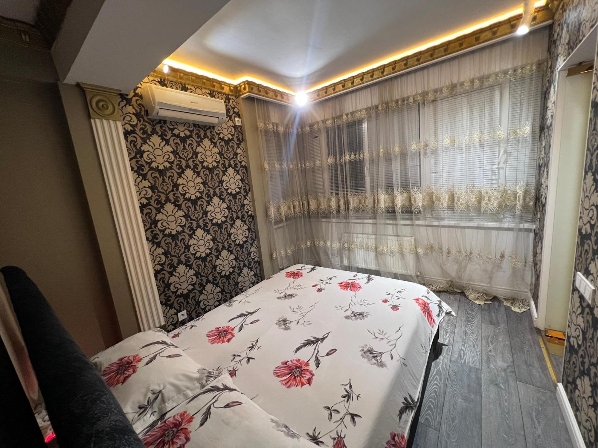 2 Bedrooms Heart Of City Center Кишинів Екстер'єр фото