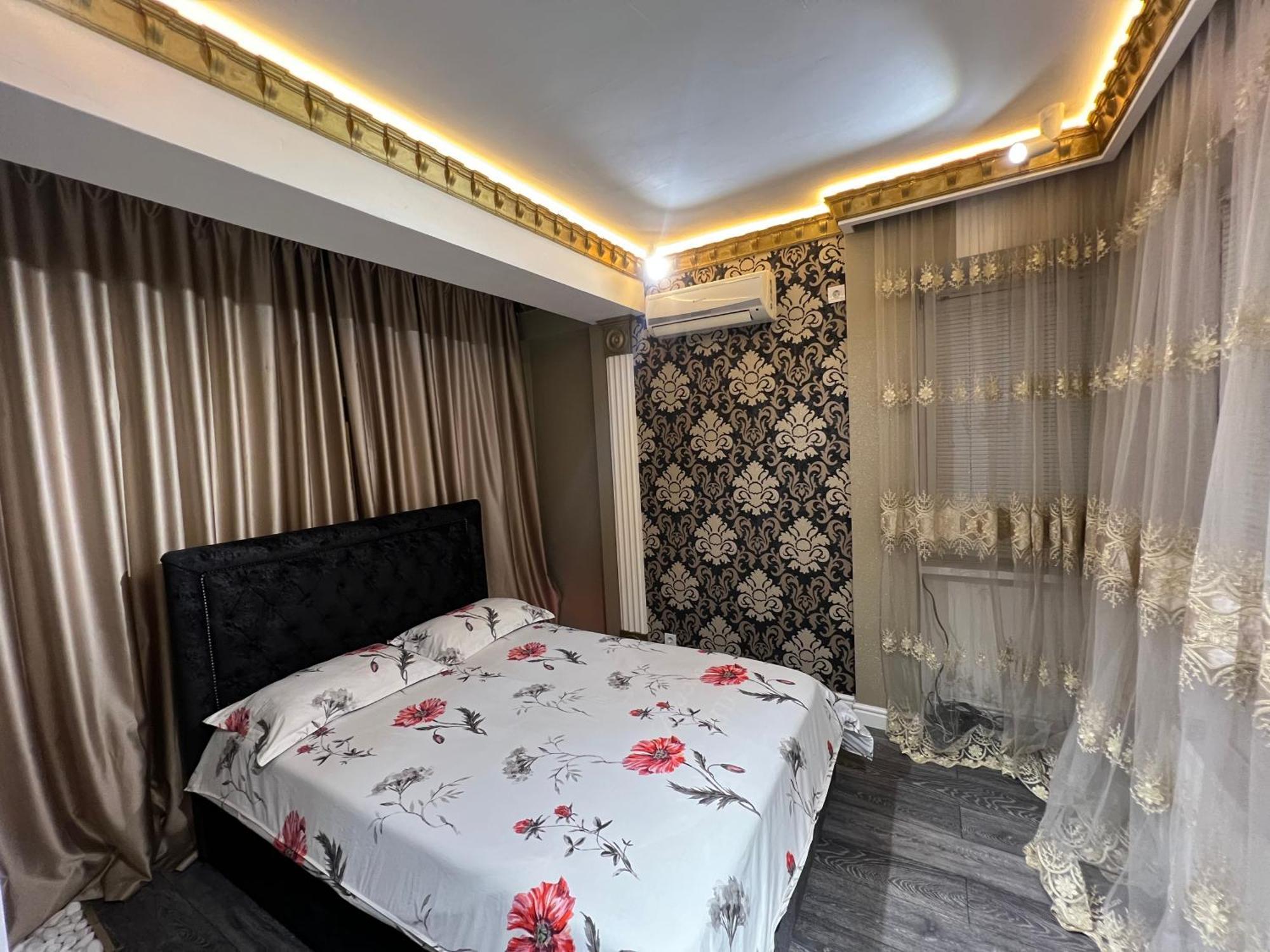 2 Bedrooms Heart Of City Center Кишинів Екстер'єр фото